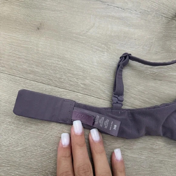 SKIMS ultra fine Mesh purple bra - Picture 6 of 9